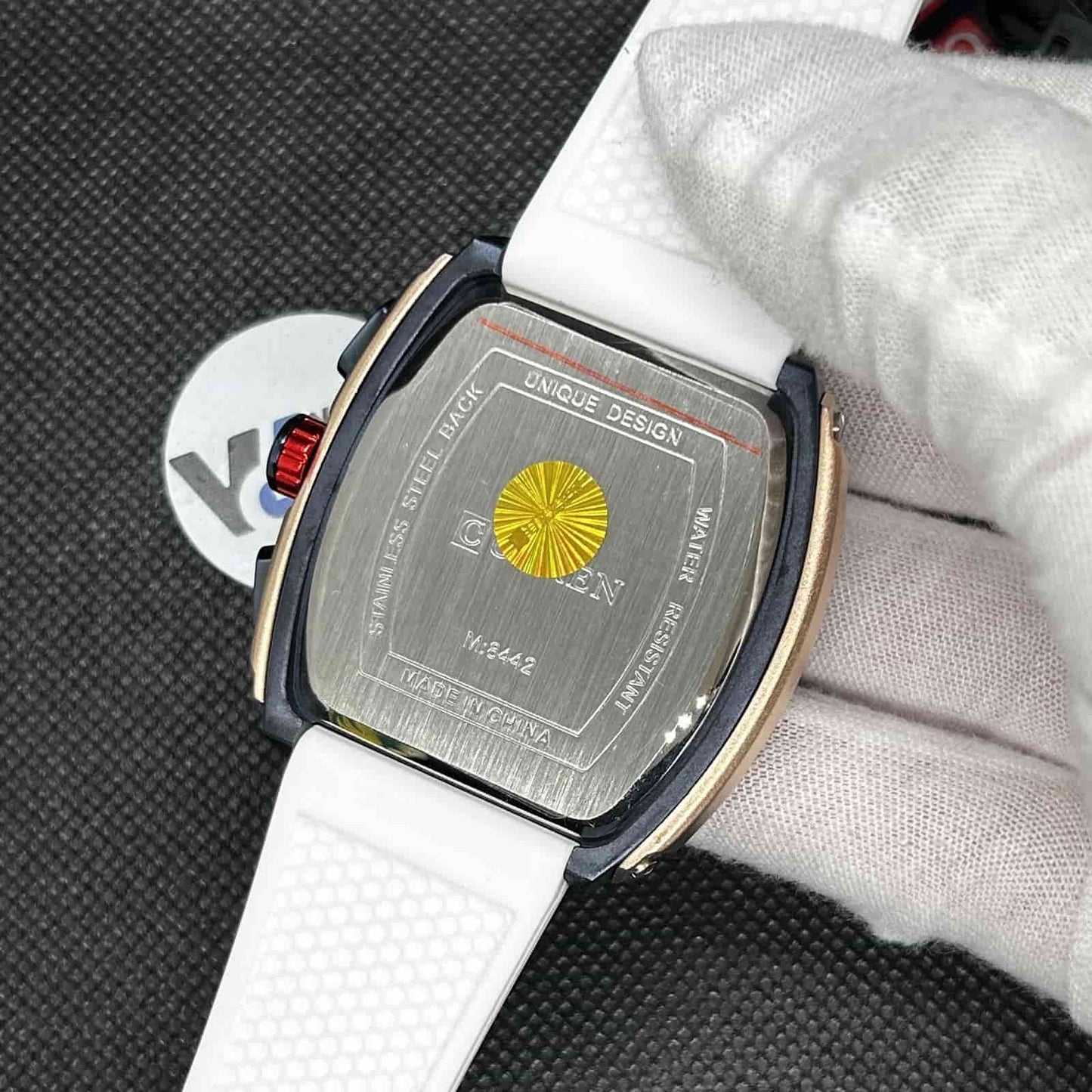 Orologio Curren 8442 Cronografo Tonneau Uomo - Bianco - Watch Lounge Club
